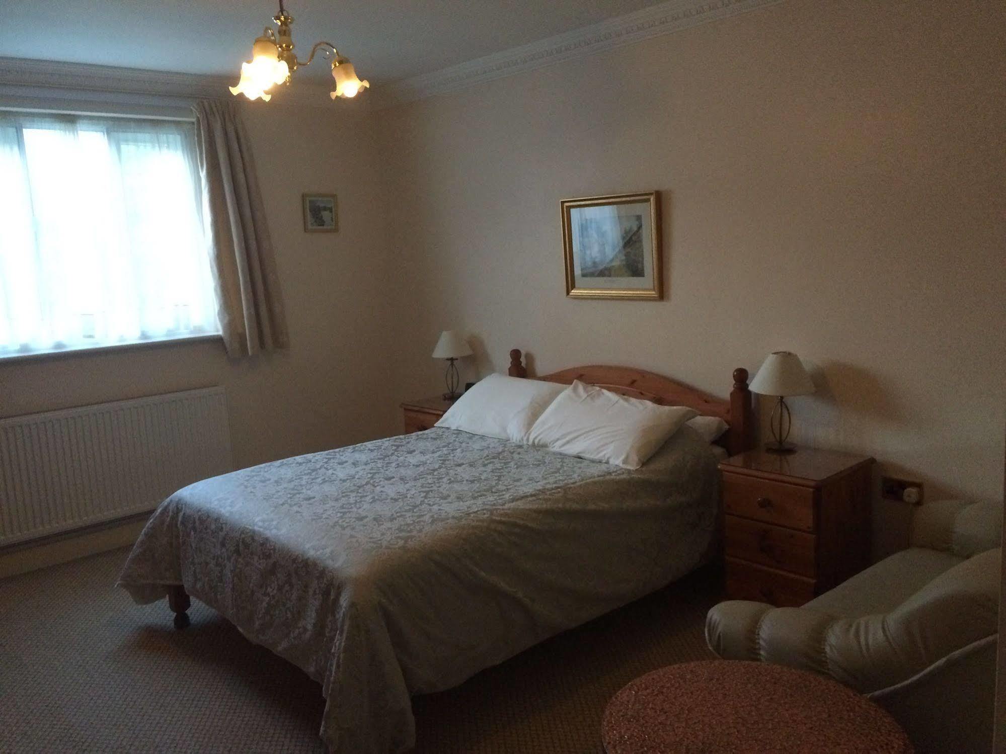 Alford  Half Moon Hotel מראה חיצוני תמונה